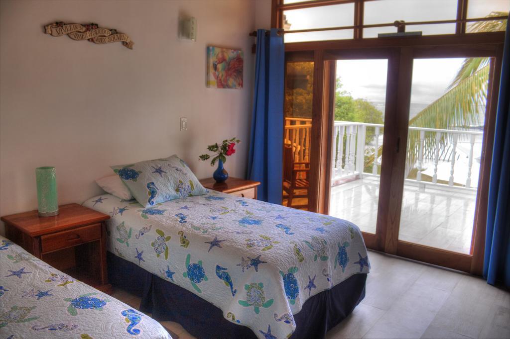 The Isabela Beach House Пуерто-Вільяміль Екстер'єр фото