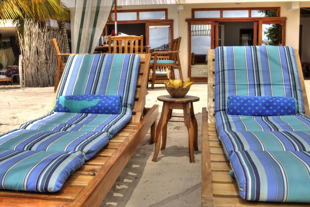 The Isabela Beach House Пуерто-Вільяміль Екстер'єр фото